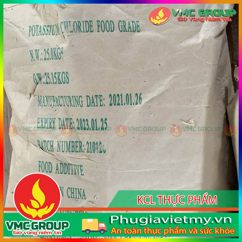 Phụ gia thực phẩm kcl có dạng hạt tinh thể màu trắng
