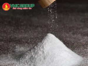 Siêu bột ngọt I+G có dạng bột mịn màu trắng, tan trong nước